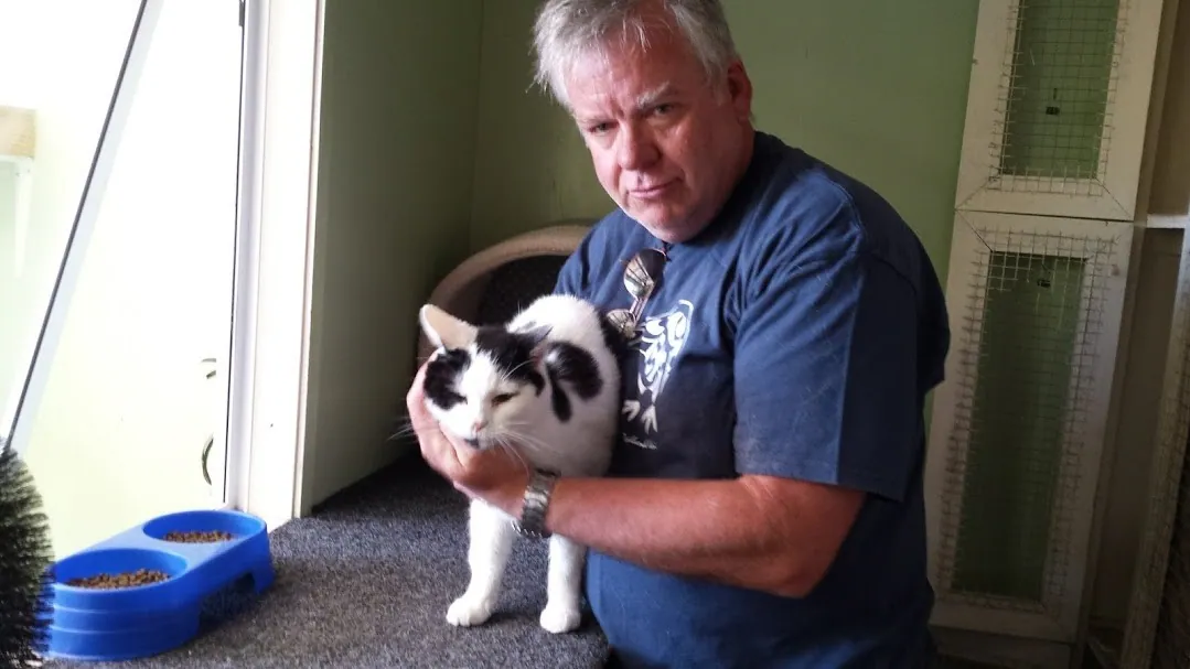 A10 peters 1st visit to marshall in paw prints 10 jan 2018 (1)